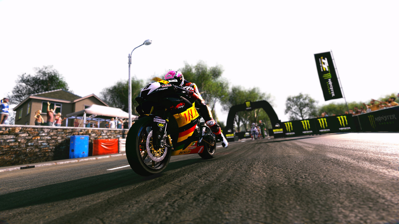 TT Isle Of Man: Ride on the Edge 3 - PC (Steam) — скриншот 2