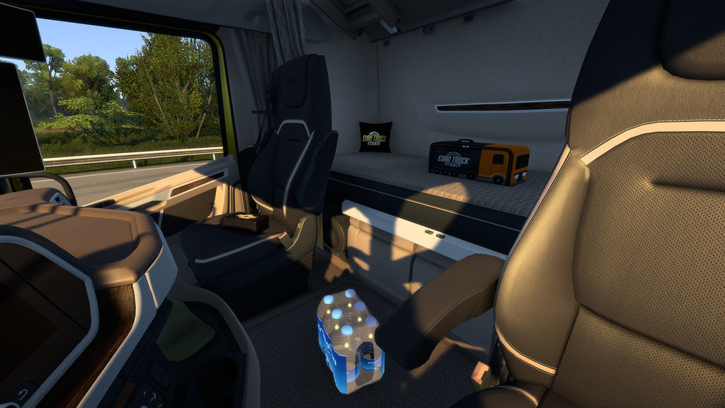Euro Truck Simulator 2 - Cabin Accessories screenshot